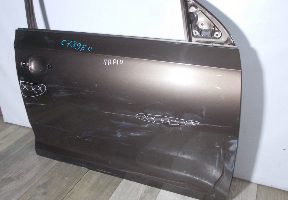 Дверь передняя правая бу Skoda Rapid OEM 6RF831056D, 5JA831052B Дверь передняя правая бу Skoda Rapid OEM 6RF831056D, 5JA831052B