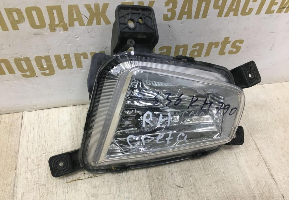 Противотуманная фара правая Hyundai Creta 2016  oem 92202M0000