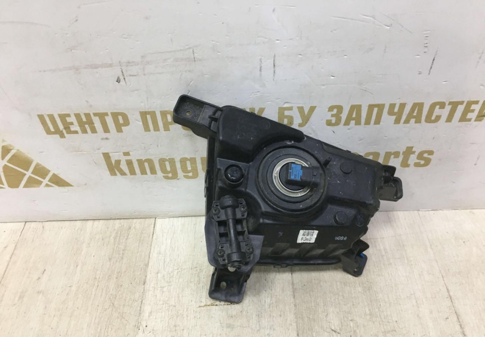 Противотуманная фара правая Hyundai Creta 2016  oem 92202M0000