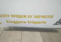 Молдинг двери задний правый бу Skoda Yeti OEM 5L0853754