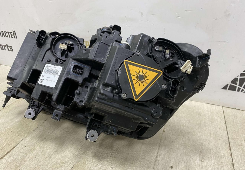 Фара лазерная правая BMW X5 G05 OEM 63119850426 948179009