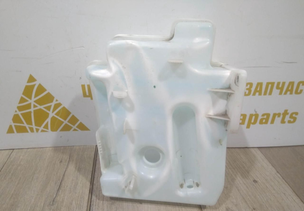 Бачок омывателя бу Skoda Yeti OEM 1K0955453Q Бачок омывателя бу Skoda Yeti OEM 1K0955453Q