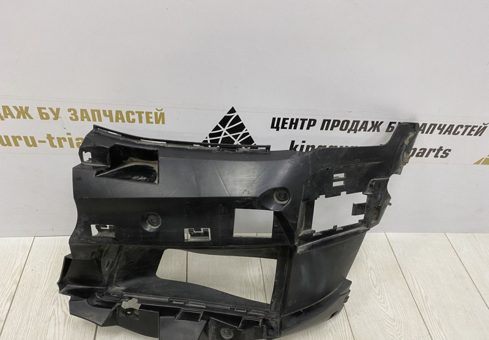 Кронштейн переднего бампера левый BMW 6 G32 M-Pack OEM 51118069713 Кронштейн переднего бампера левый BMW 6 G32 M-Pack OEM 51118069713
