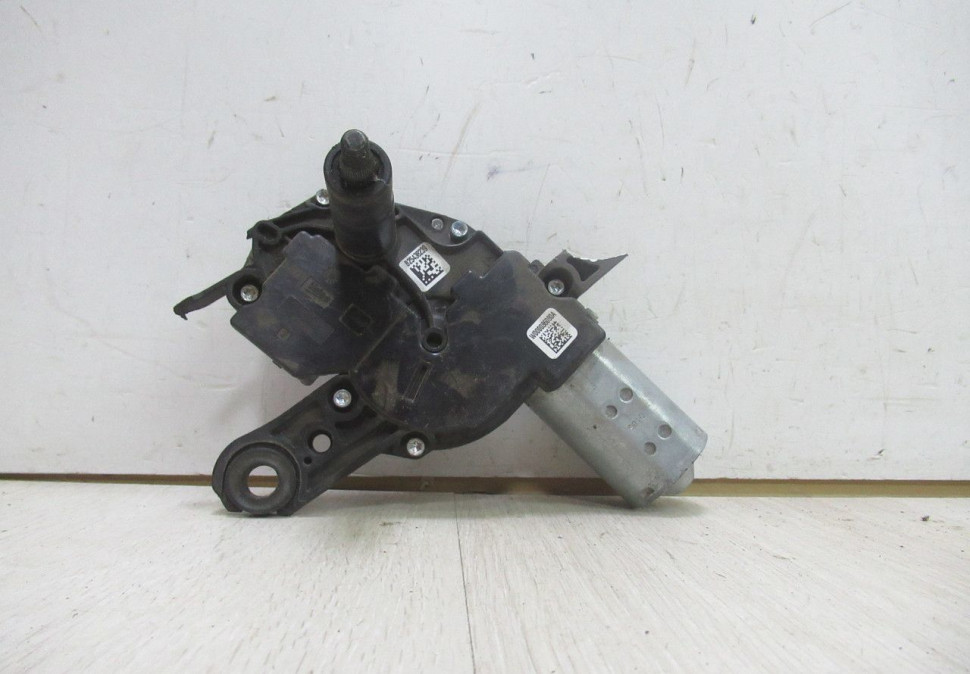 Моторчик стеклоочистителя заднего стекла для Volkswagen Golf 7 oem 5g0955711c (слом.2 крепл)