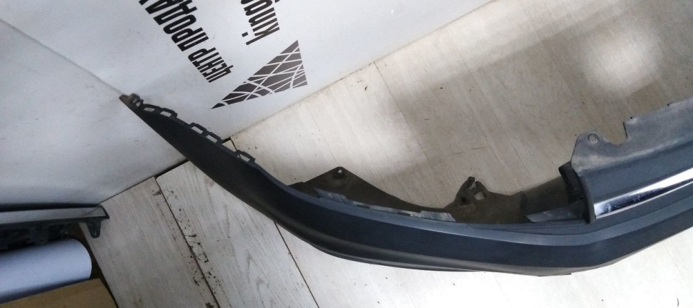 Бампер передний Volkswagen Caddy 3 oem 2k5807221