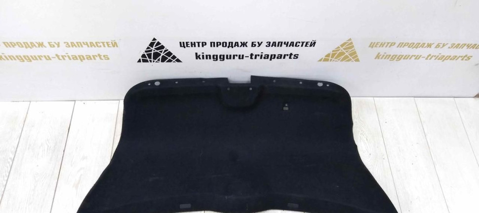 Обивка крышки багажника Skoda Octavia A7 OEM 5E5867975G