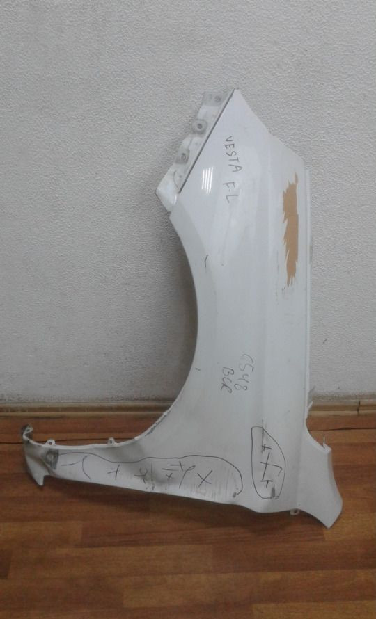 Крыло переднее левое Lada Vesta oem 8450039382 (вмятина) (скл-3)