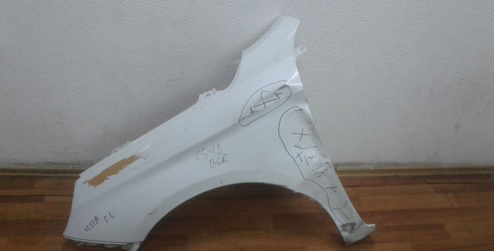 Крыло переднее левое Lada Vesta oem 8450039382 (вмятина) (скл-3) Крыло переднее левое Lada Vesta oem 8450039382 (вмятина) (скл-3)