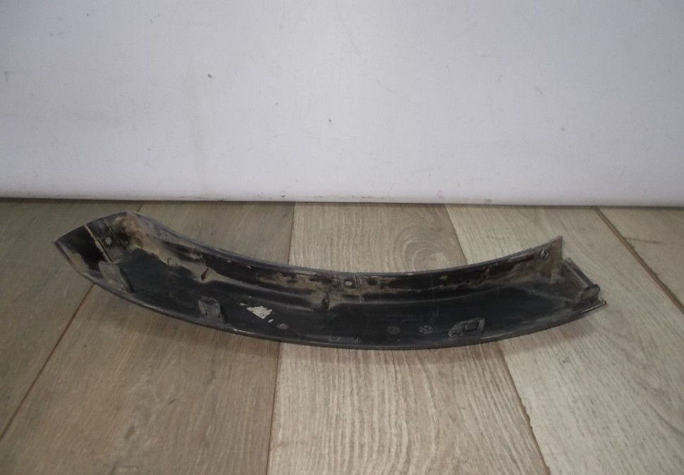 Молдинг бампера передний левый бу Renault Sandero Stepway 2 OEM 960172843R