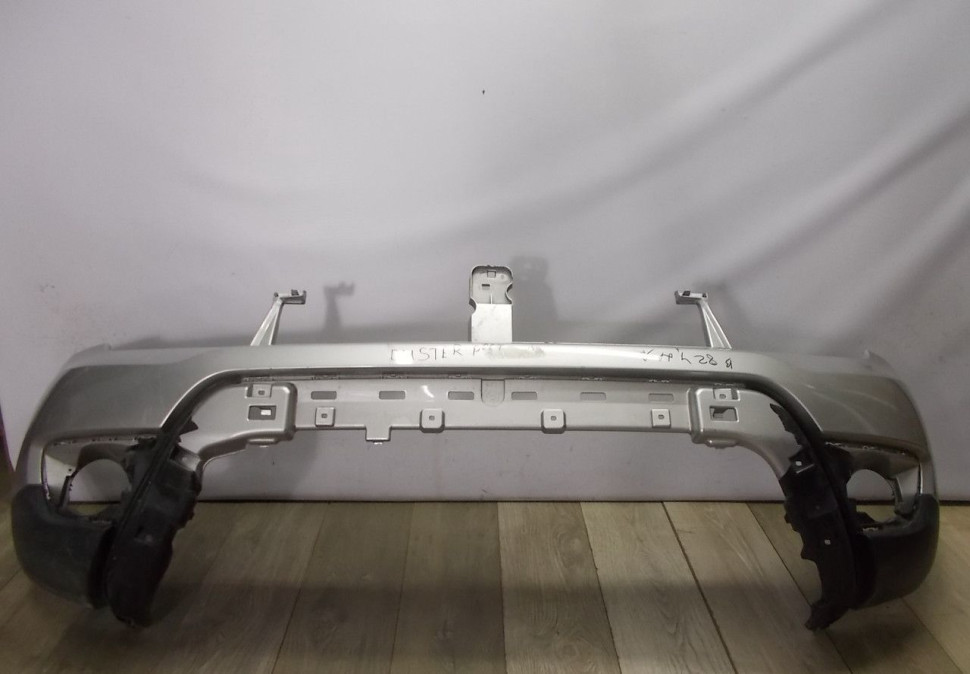 Бампер передний бу Renault Duster рестайлинг OEM 620224960R (В)