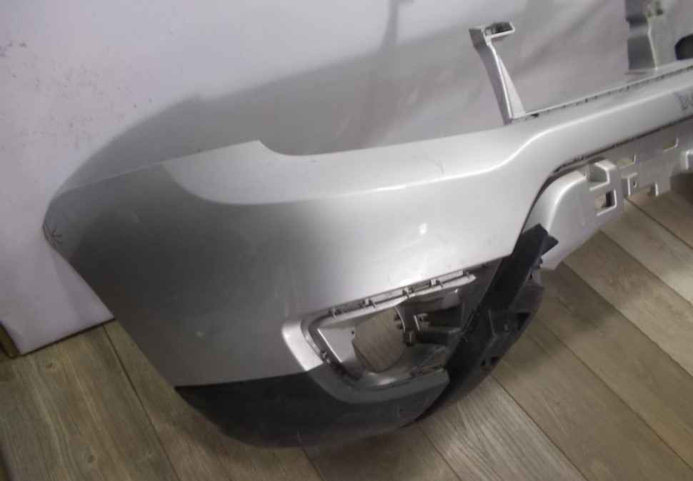 Бампер передний бу Renault Duster рестайлинг OEM 620224960R (В)