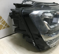 Фара правая LED Volkswagen Teramont 2017> oem 3CN941036B