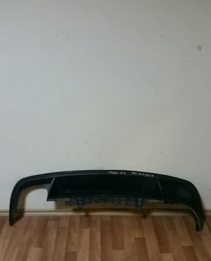 Юбка заднего бампера Volkswagen Passat B7 сед oem 3AE807521A