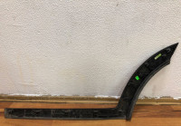 Молдинг двери задний правый Hyundai Tucson 3 15- oem 87734D7000