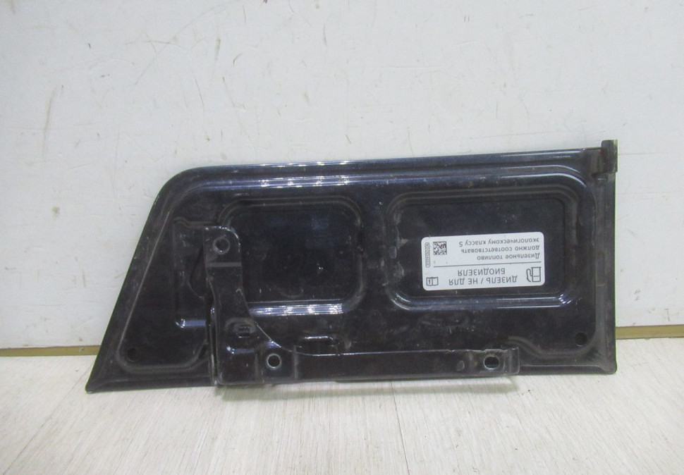 Лючок бензобака Volkswagen Transporter / Multivan / Caravelle T5 / T6  oem 7e0809905c