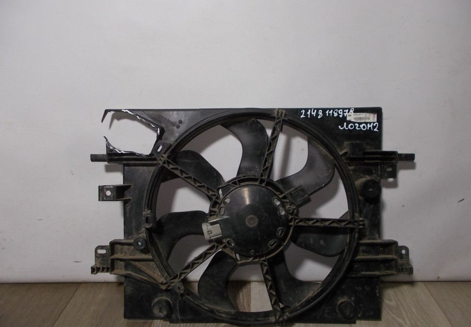 Диффузор вентилятора бу Renault Logan 2 OEM 214811897R