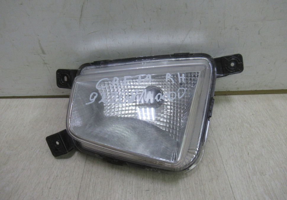 Противотуманная фара (Птф) правая Hyundai Creta oem 92208m0000