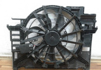 Диффузор с вентилятором Jaguar F-Pace (слом.часть) oem hk83-8c607-ae