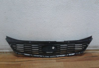 Решетка радиатора Lada Priora oem 21704280305610 (скл-3)