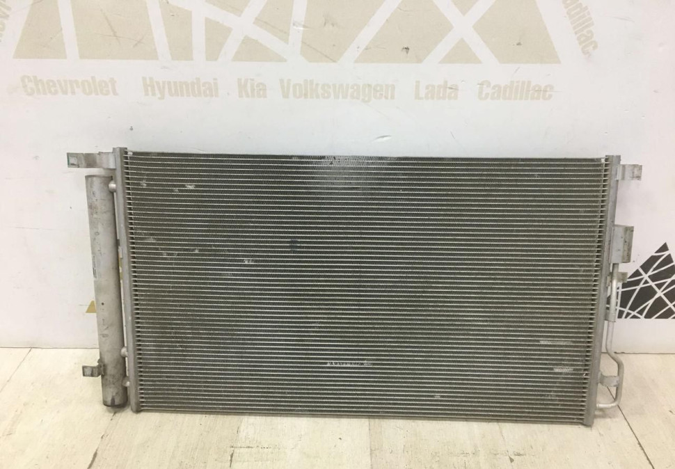 Радиатор кондиционера Kia Sportage 4 OEM F200NFFAA0 Радиатор кондиционера Kia Sportage 4 OEM F200NFFAA0