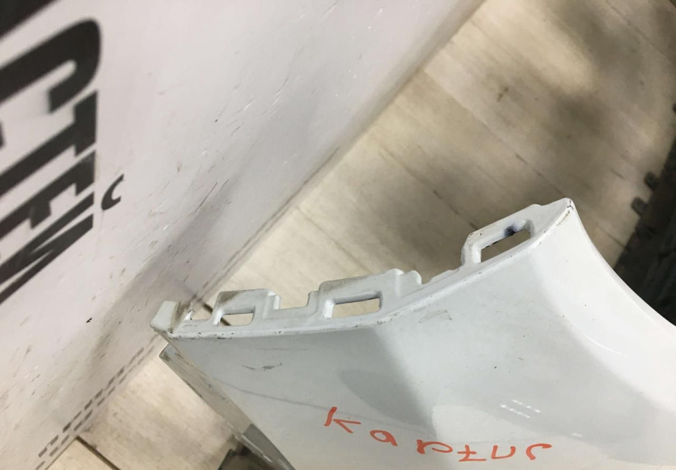 Бампер передний Renault Kaptur OEM 620228229R