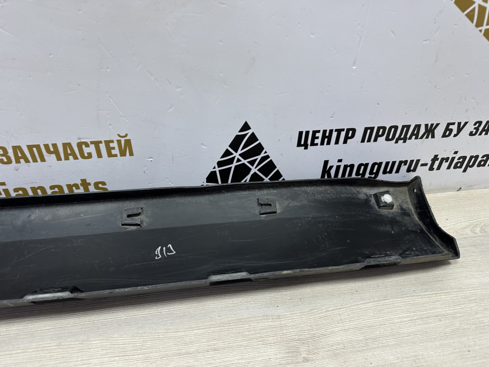 Порог правый бу Skoda Yeti OEM 5L0853856C Порог правый бу Skoda Yeti OEM 5L0853856C