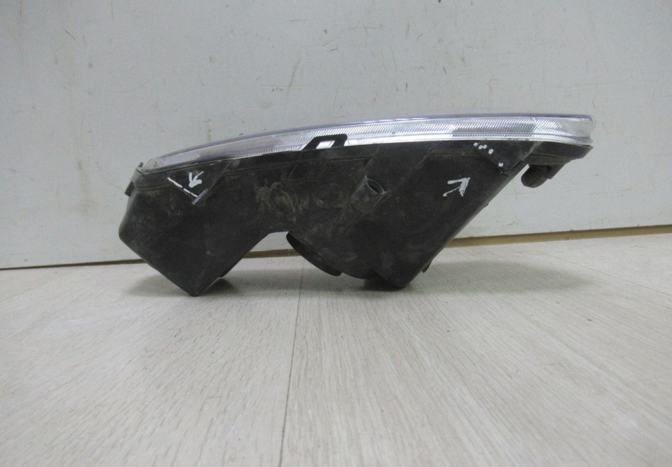 Фара птф правая Volkswagen Polo рестайл oem 6ru941062 (слом. 2крепл.) Фара птф правая Volkswagen Polo рестайл oem 6ru941062 (слом. 2крепл.)