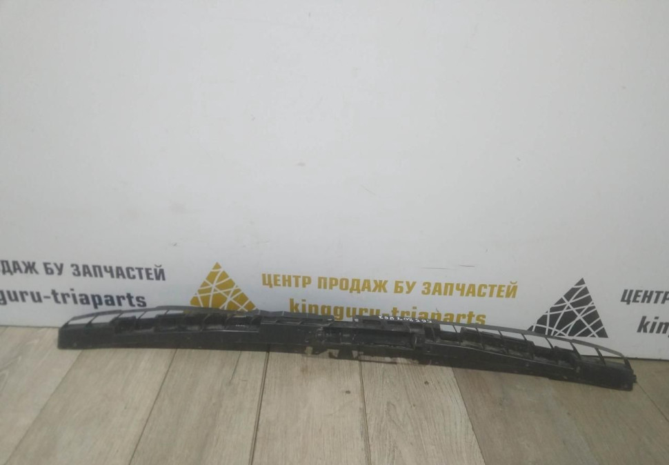 Кронштейн заднего бампера бу Skoda Kodiaq OEM 565807863