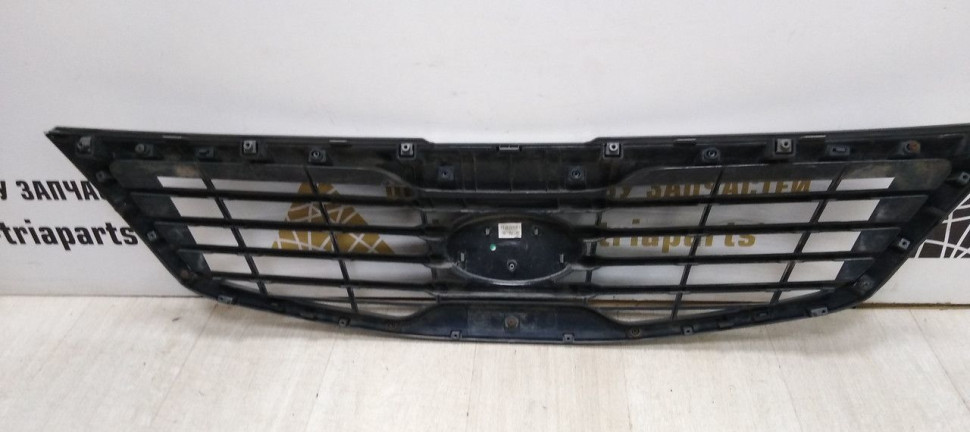 Решетка радиатора Kia Sportage 3 дорест 10-13 oem 863513W000 (Скл-3)