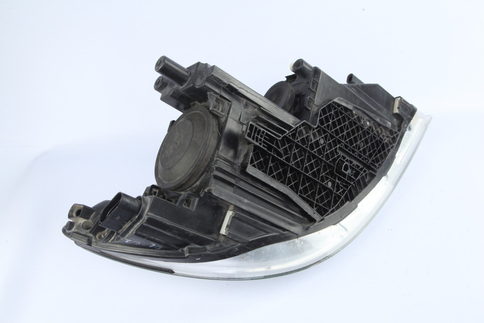 Фара левая Skoda Octavia A5 OEM 1Z1941015F Фара левая Skoda Octavia A5 OEM 1Z1941015F