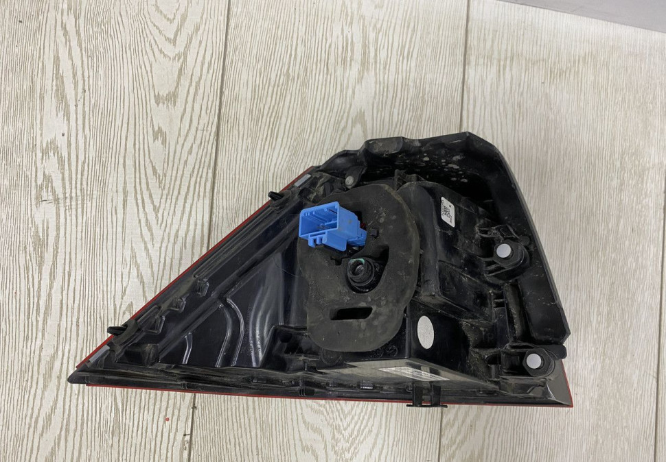 Фонарь правый внешний LED Volkswagen Golf 7 2017 oem 5G0945208G