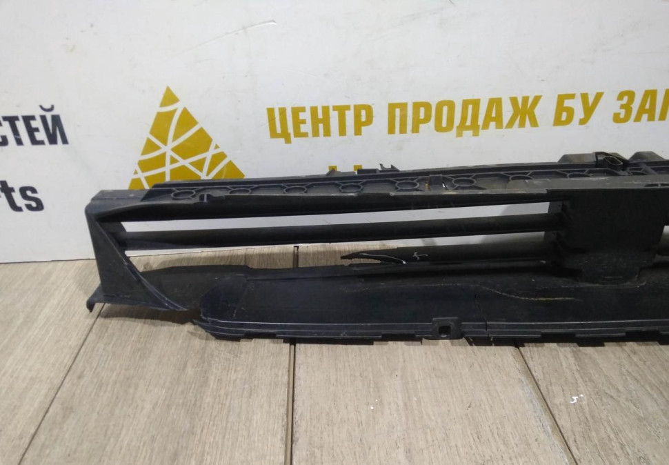 Жалюзи воздуховода нижние бу BMW X3 G01 OEM 51137497231