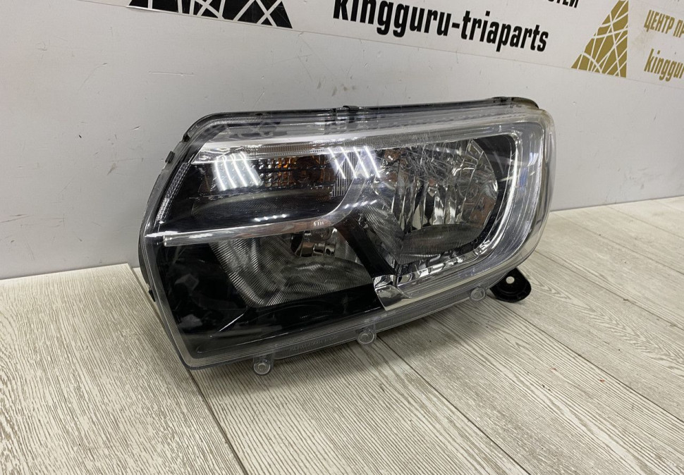 Фара левая Renault Logan 2 рестайлинг OEM 260601719R