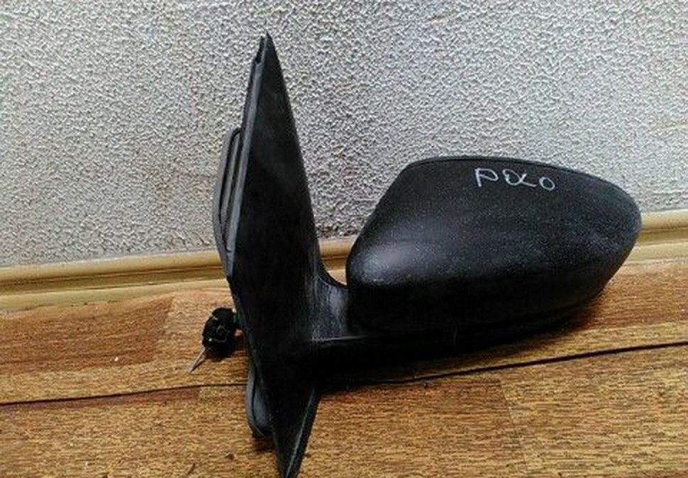 Зеркало левое Volkswagen Polo механическое без элемента