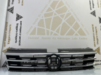 Решетка радиатора Volkswagen Tiguan 2 2016 Дорестайлинг OEM 5NA853653B