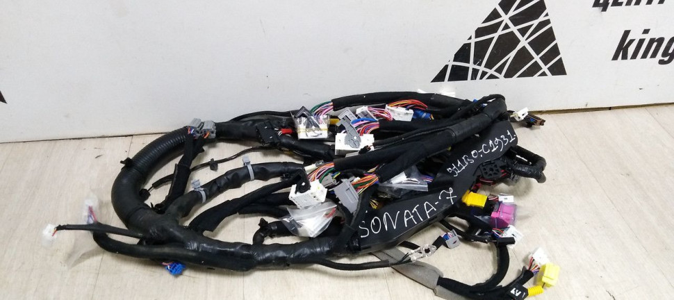 Проводка кузова Hyundai Sonata 7 2,0 АКПП oem 911B0C1931