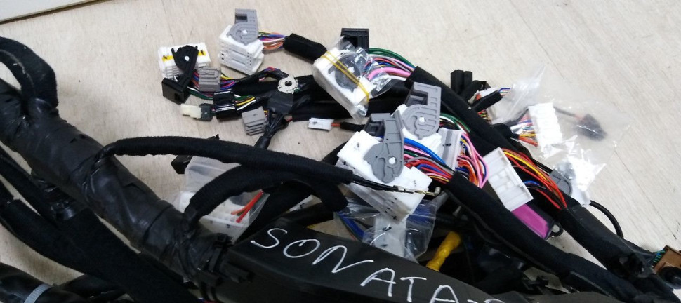 Проводка кузова Hyundai Sonata 7 2,0 АКПП oem 911B0C1931 Проводка кузова Hyundai Sonata 7 2,0 АКПП oem 911B0C1931