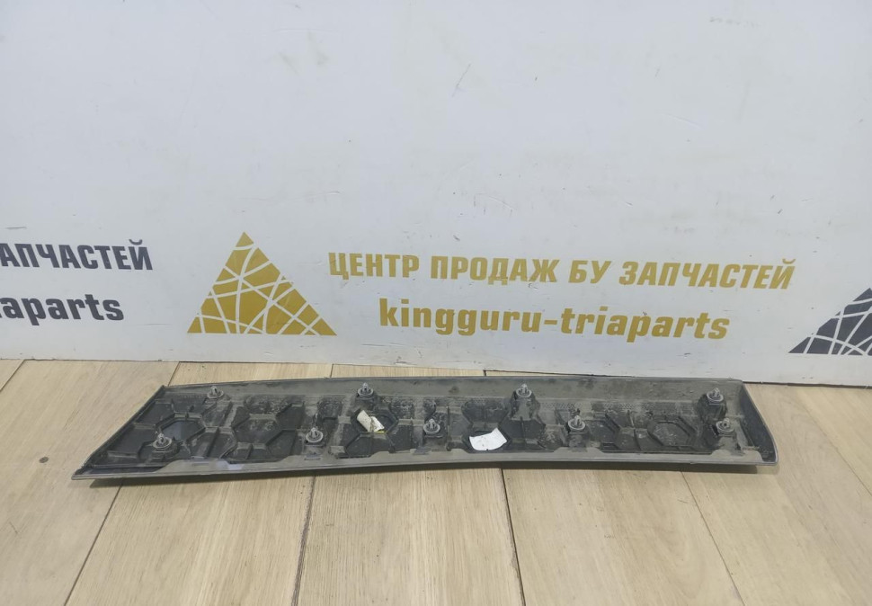 Накладка двери задняя правая бу BMW X2 F39 M-Pack OEM 51138069198 51778089924 Накладка двери задняя правая бу BMW X2 F39 M-Pack OEM 51138069198 51778089924