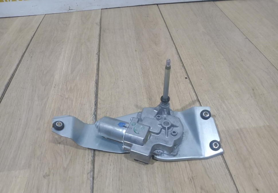 Моторчик стеклоочистителя стекла багажника бу BMW X1 F48 OEM 61627356220