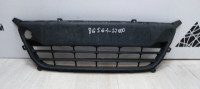 Решетка в бампер Hyundai i20 2008-2014 oem 865611j000