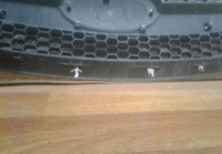 Решетка радиатора Lada Largus oem 8450000248  (слом.ниж.3креп.) (скл-3)