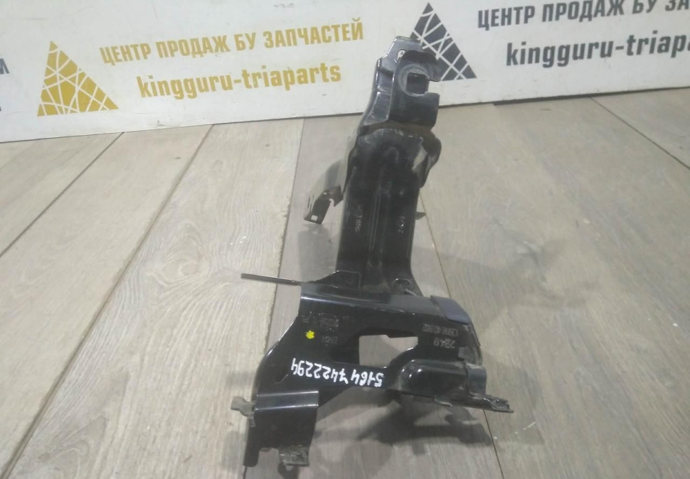Кронштейн под фару правый бу BMW 3 G20 OEM 51647422294