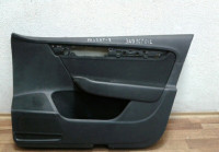 Обивка двери передняя правая Volkswagen Passat B7 Oem 3AB867012 (скл-3)