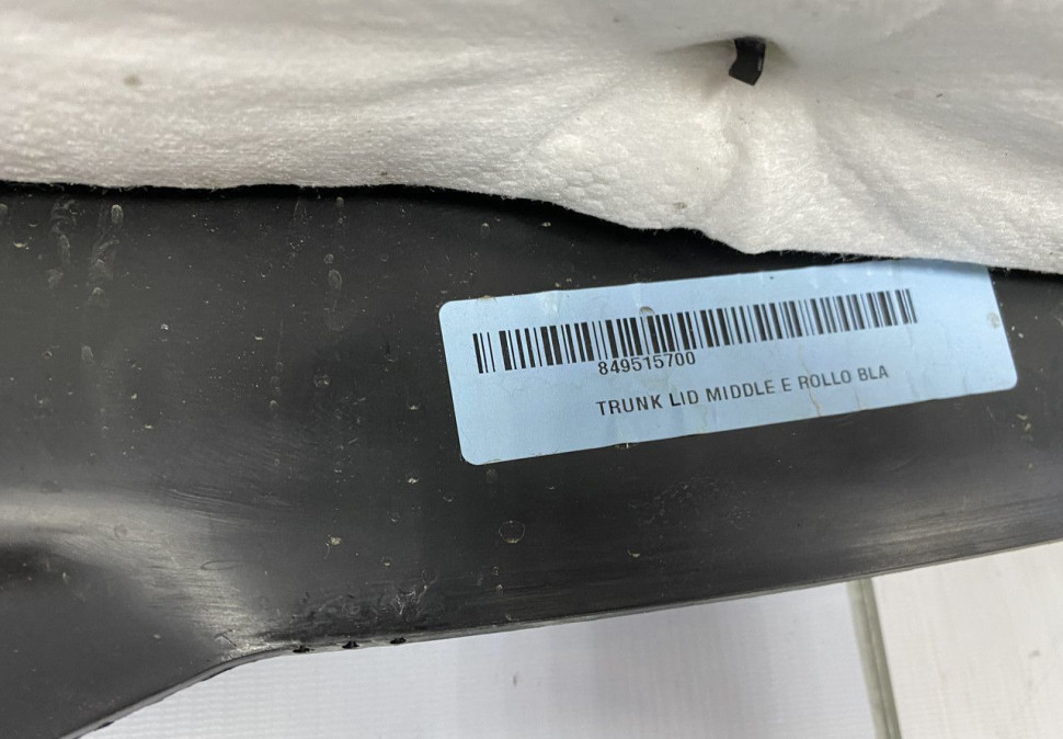 Обивка крышки багажника BMW X5 G05 OEM 51498495157