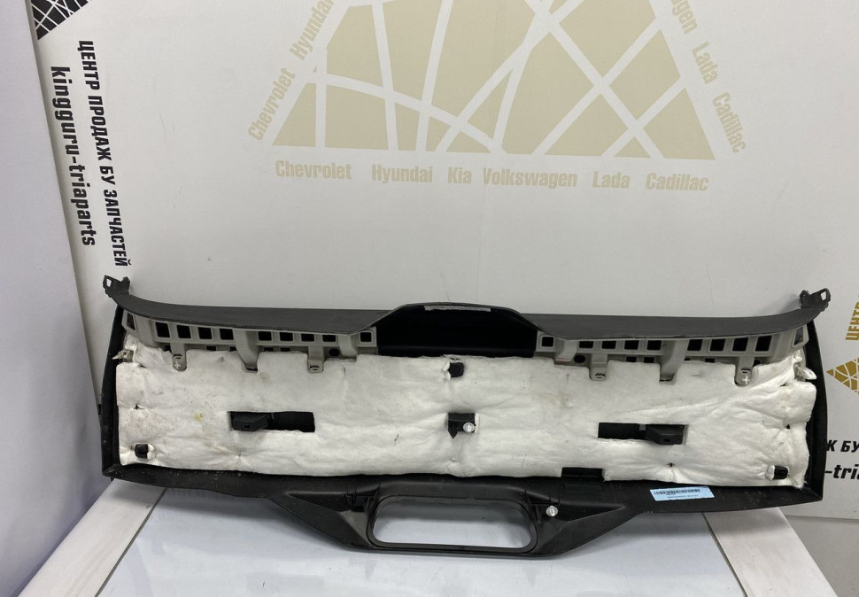 Обивка крышки багажника BMW X5 G05 OEM 51498495157 Обивка крышки багажника BMW X5 G05 OEM 51498495157