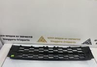 Решетка переднего бампера Skoda Octavia A7 рестайлинг OEM 5E0853677K (скл-3)