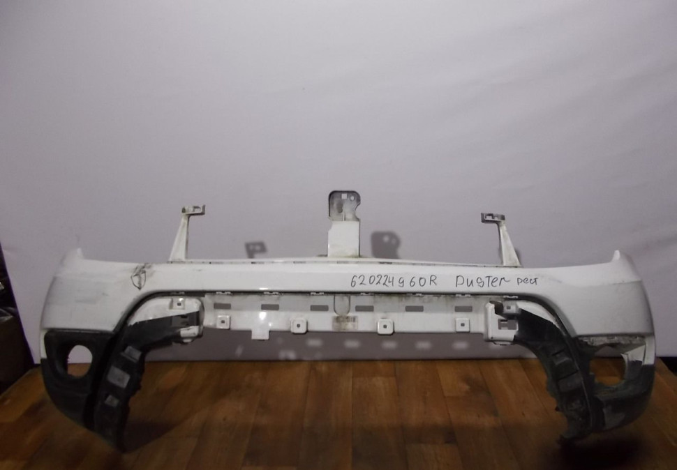 Бампер передний бу Renault Duster рестайлинг OEM 620224960R (скл-5)