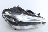 Фара ЛЭД LED правая бу BMW X5 F15 OEM 7290066