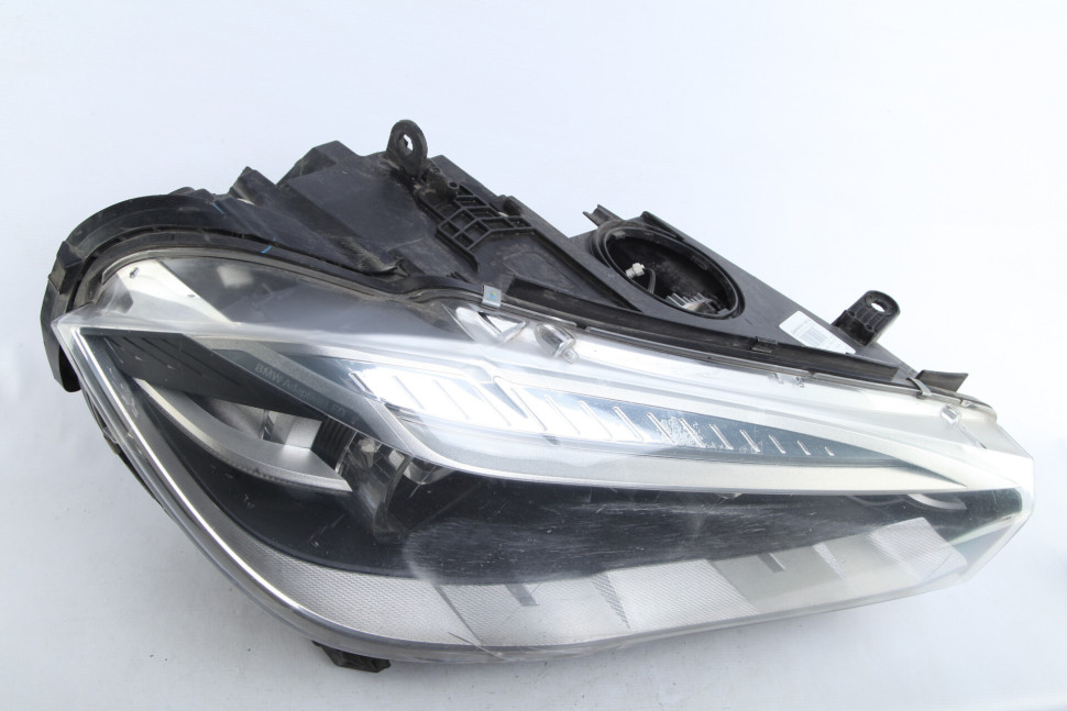 Фара ЛЭД LED правая бу BMW X5 F15 OEM 7290066 Фара ЛЭД LED правая бу BMW X5 F15 OEM 7290066