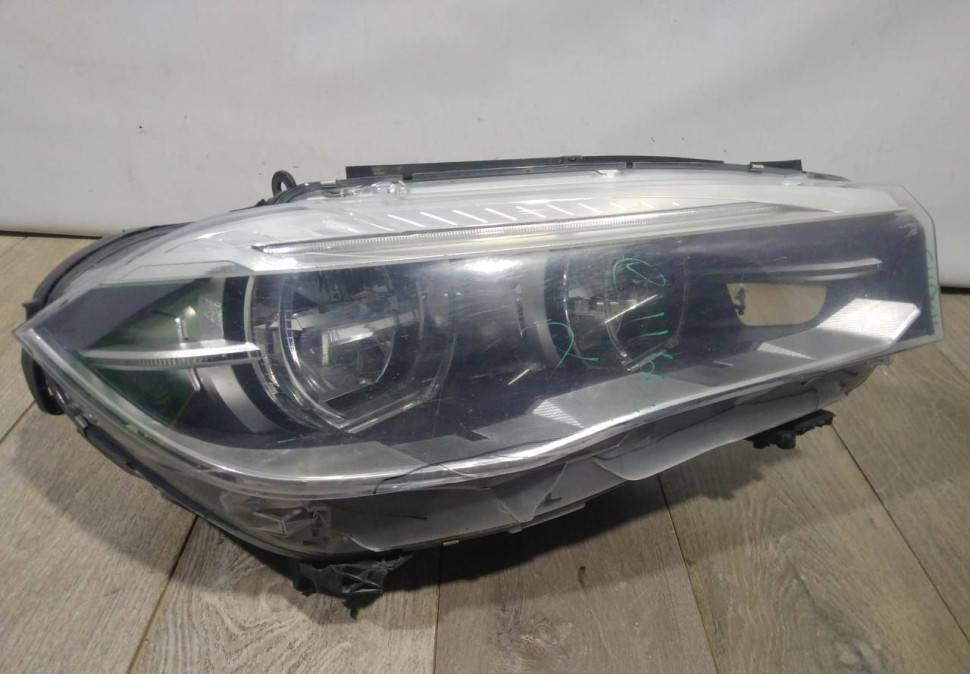 Фара ЛЭД LED правая бу BMW X5 F15 OEM 7290066 Фара ЛЭД LED правая бу BMW X5 F15 OEM 7290066